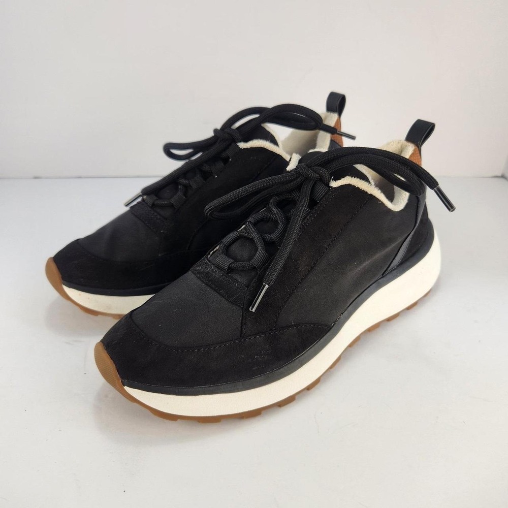 Nordstrom Rack Women's Black Lace-Up Platform Sneakers Gum Sole Size 7M